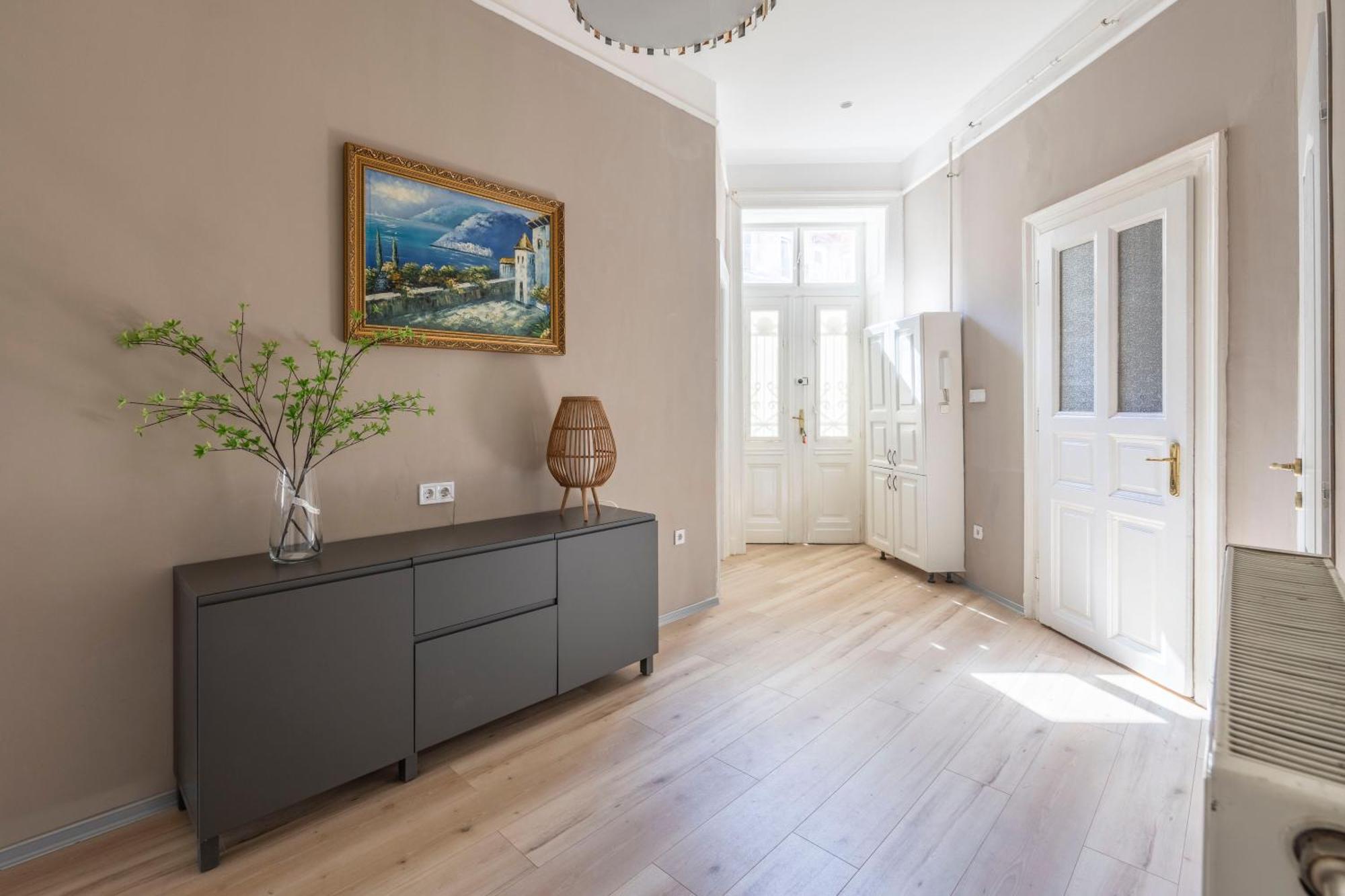 Charming Central Dream Home & Retreat By Prestige Homes Budapeste Exterior foto